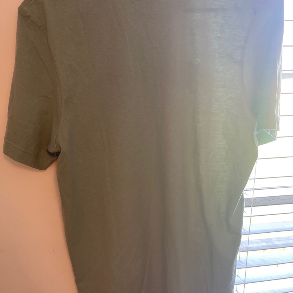 Green t shirt